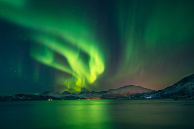 Dicas para ver e fotografar a aurora boreal na Islândia - Viajo