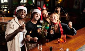 ‘Pub Crawl’: dicas e roteiros para curtir a tradição irlandesa dos 12 pubs de Natal