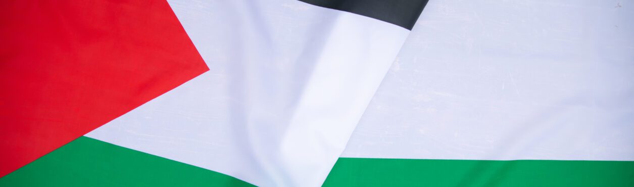 Irlanda reconhece o Estado da Palestina junto com Espanha e Noruega