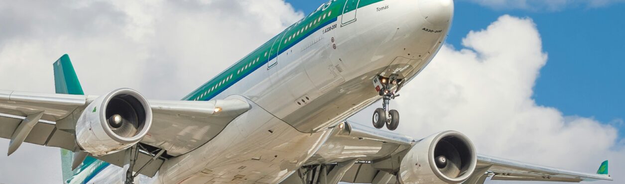 Greve dos pilotos da companhia aérea irlandesa Aer Lingus já afetou 468 voos e mais cancelamentos foram anunciados